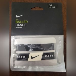 Nike Baller Bands reversible